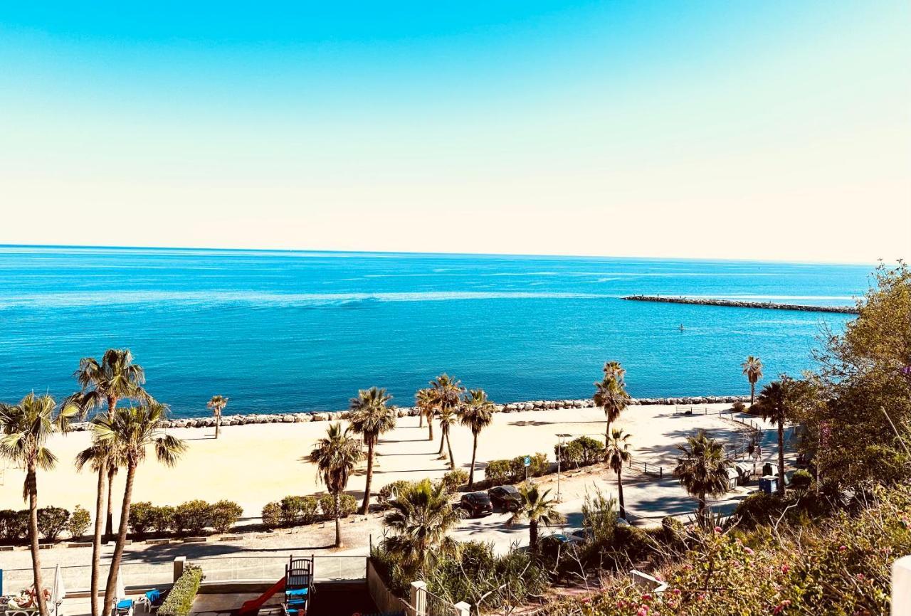 Amazing Beach Apartment!! Benalmádena Kültér fotó